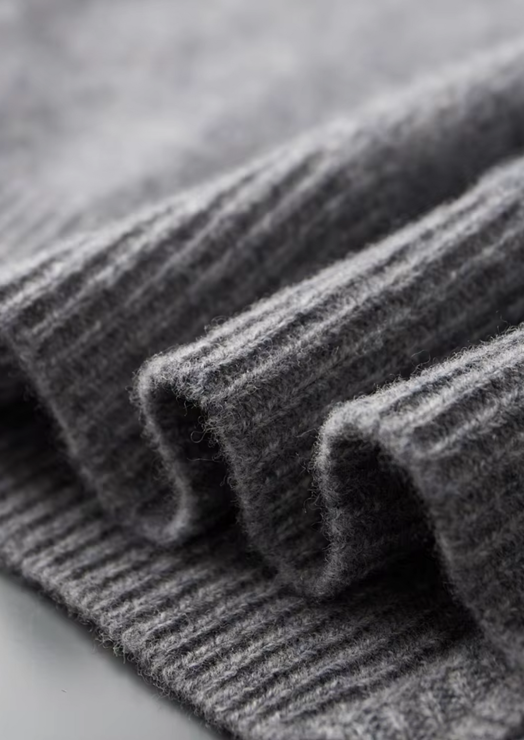 Lirano Set in Pure Merino Wool