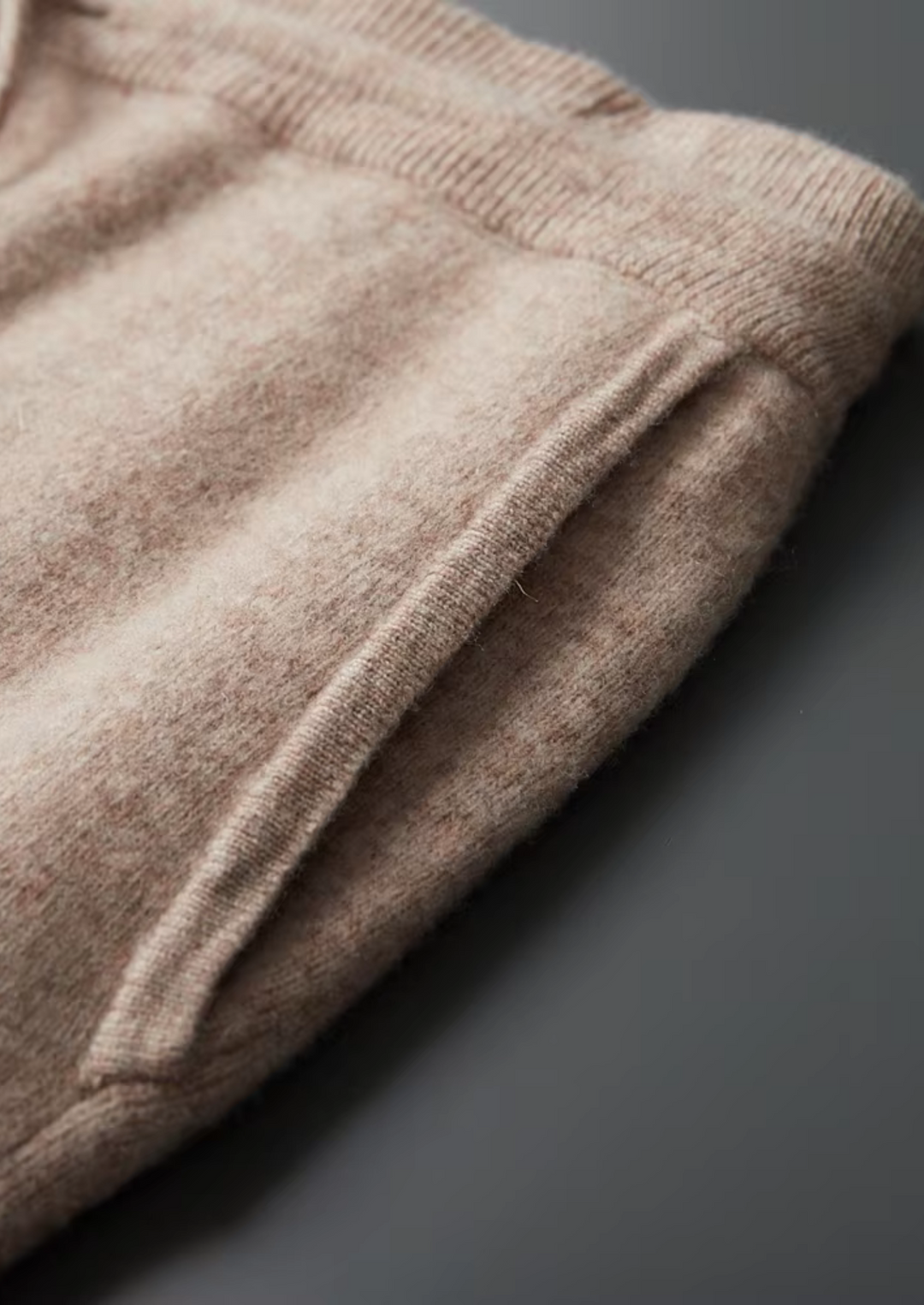 Lirano Set in Pure Merino Wool