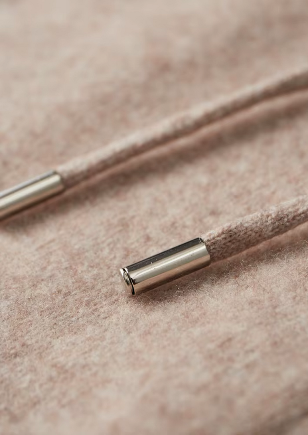 Lirano Set in Pure Merino Wool