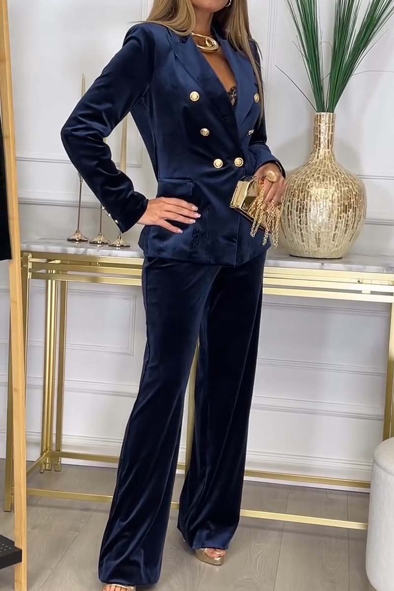 Elegant Double Breasted Two Piece Velvet Suit